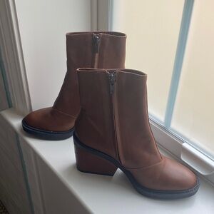 Paris Babe Boots 5.5. 36.5 EU